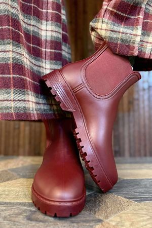 Highland Rain Boot Burgundy